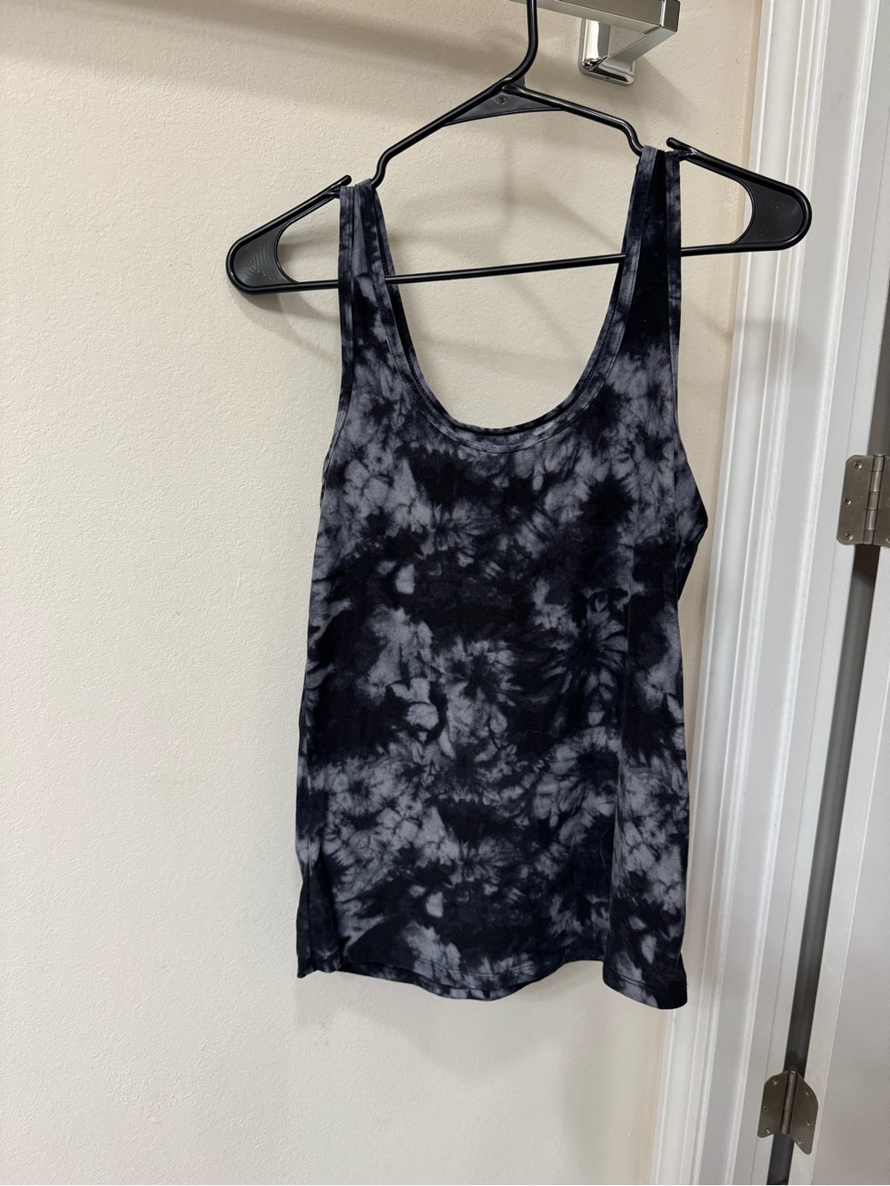 No Boundaries Black Gray Tie Dye Tank Top Size Large 11-13